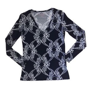 Lilly Pulitzer Kissing Seahorse Jodie V-neck Longsleeve Blue and White Size XS